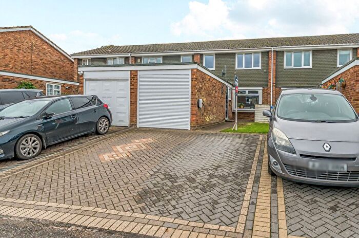 3 Bedroom Terraced House For Sale In Madingley, Bracknell, Berkshire, RG12