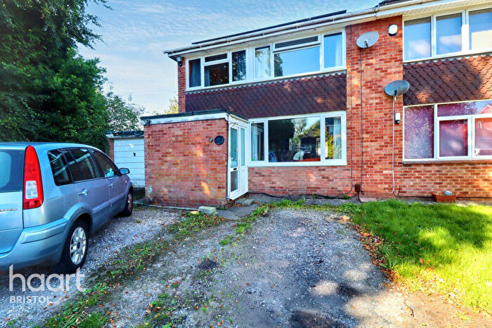 3 Bedroom Semi-Detached House For Sale In Alison Gardens, Bristol, BS48