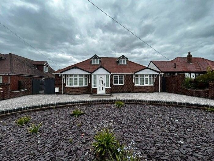 5 Bedroom Bungalow To Rent In Claremont Road, Tamworth, B79