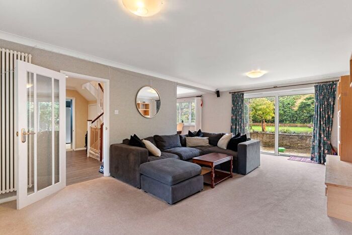 4 Bedroom Detached House To Rent In The Ridgway, Sutton, SM2