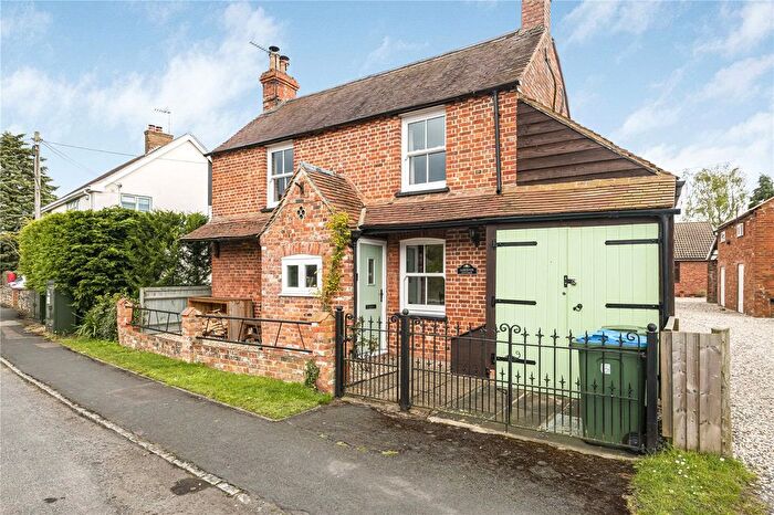 3 Bedroom Detached House For Sale In Shabbington, Aylesbury, HP18