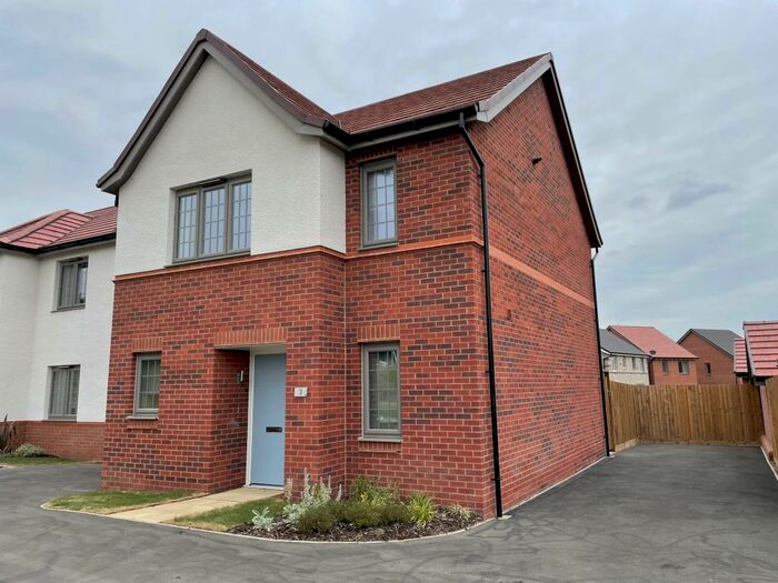3 Bedroom House To Rent In Carter Meadow, Warwick, CV34