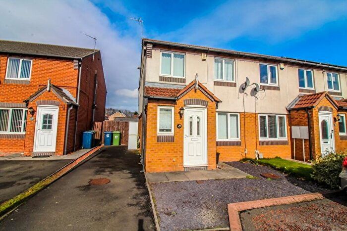 3 Bedroom Semi Detached House For Sale In Ingleborough Close, Mayfield, Washington, Tyne And Wear, NE37