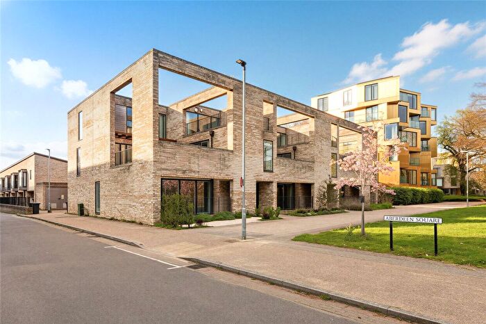 5 Bedroom Town House For Sale In Aberdeen Square, Cambridge, Cambridgeshire, CB2