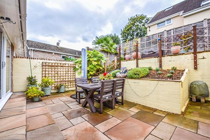 2 Bedroom Semi-Detached Bungalow For Sale In Ryder Close, Cam, GL11