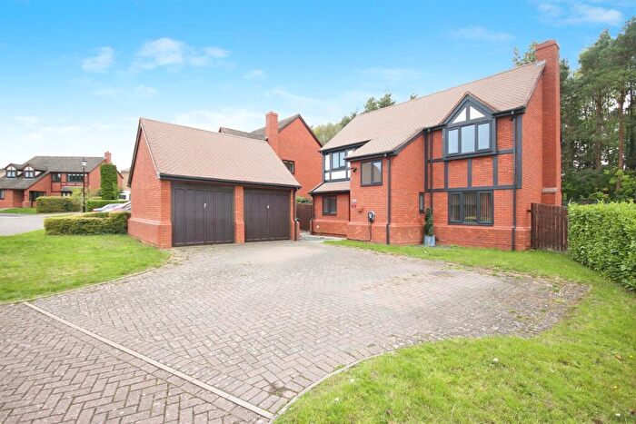5 Bedroom Detached House For Sale In Butterworth Drive, Coventry, CV4