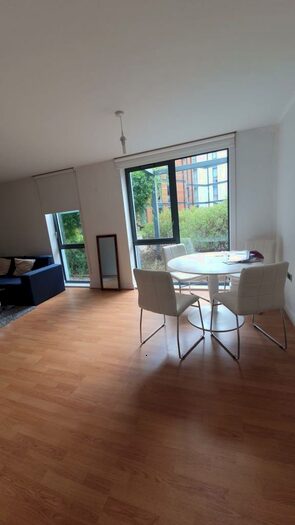 1 Bedroom Flat To Rent In Spacious Bed Flat, Colindale, NW9