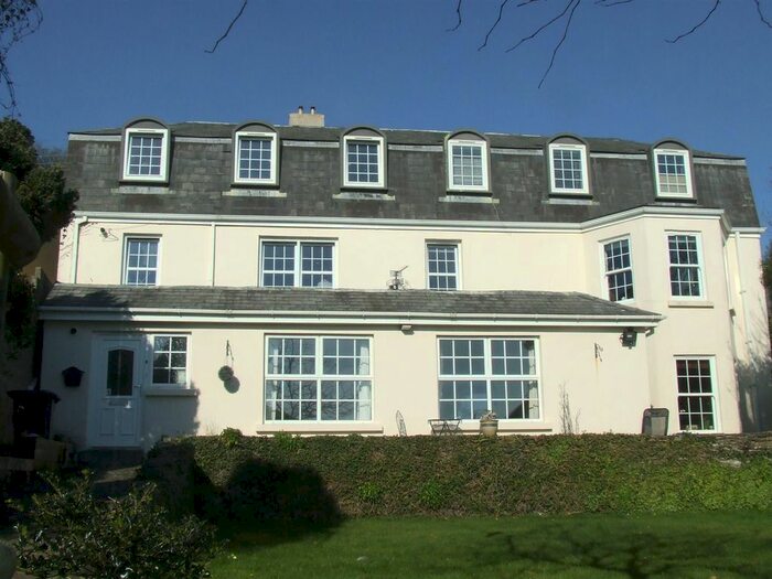 2 Bedroom Flat To Rent In West Hill, Braunton, EX33