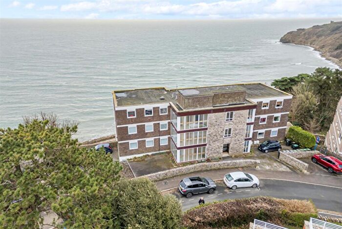 2 Bedroom Flat For Sale In Belle Vue Road, Swanage, BH19
