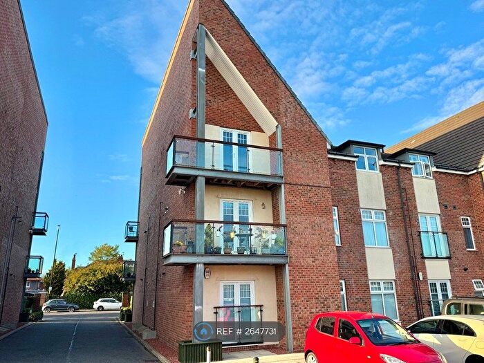 2 Bedroom Flat To Rent In Green Lane, Middlesbrough, TS5