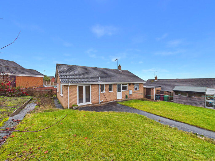 3 Bedroom Detached Bungalow For Sale In Meadowside Close, Wingerworth, S42