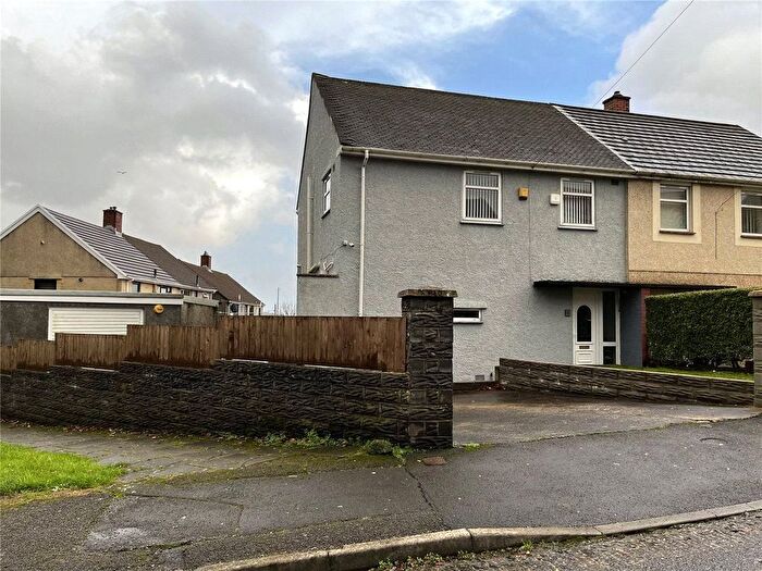3 Bedroom Semi Detached House For Sale In Penmynydd Road, Penlan, Abertawe, Penmynydd Road, SA5