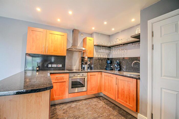 2 Bedroom Apartment To Rent In Mapperley Heights, Mapperley, Nottingham, NG3