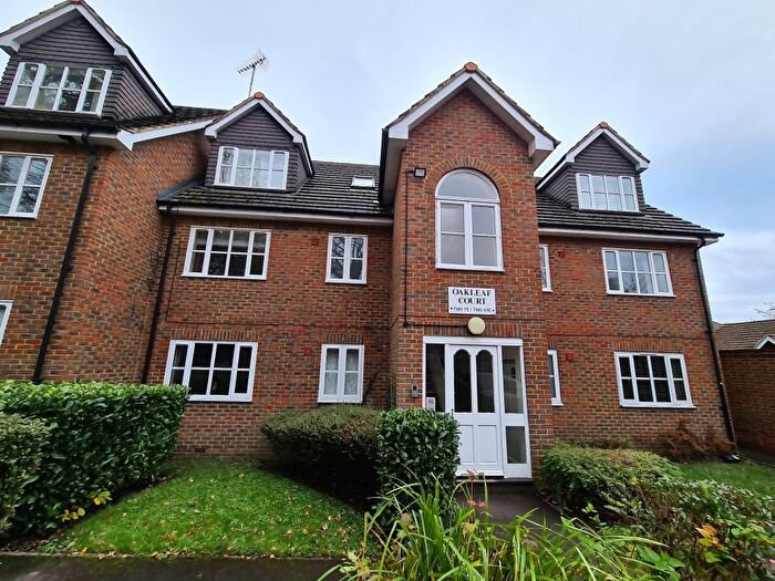 1 Bedroom Flat For Sale In Oakleaf Court, Mill Ride, Ascot, Berkshire, SL5
