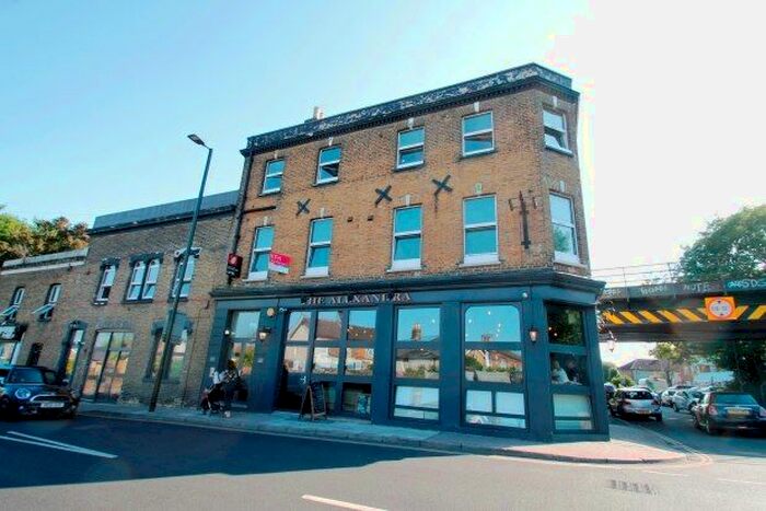 Studio To Rent In Parish Lane, London, SE20