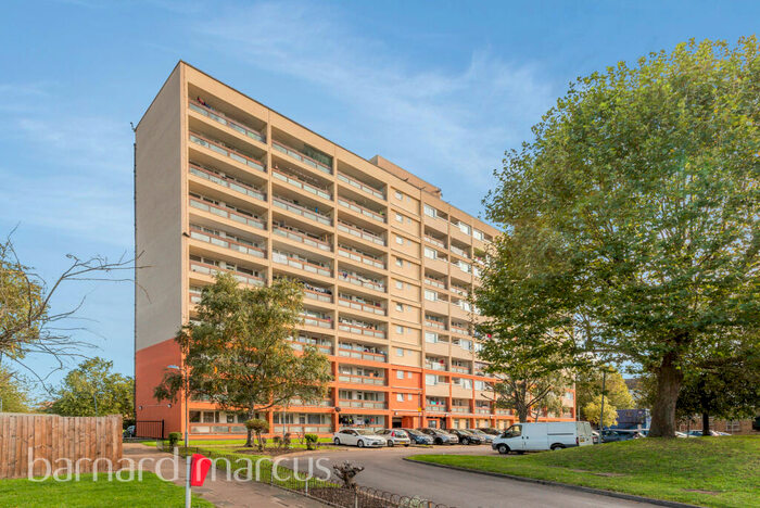 1 Bedroom Flat To Rent In Phipps Bridge Road, Mitcham, CR4