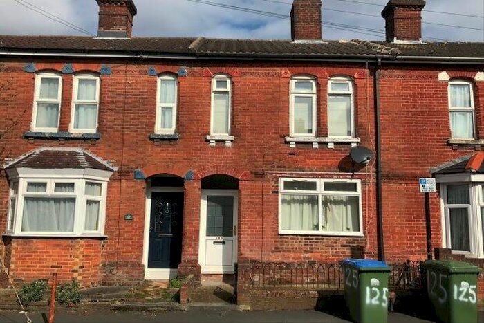 3 Bedroom Property To Rent In Milton Road, Southampton, SO15