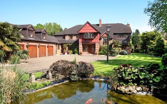 5 Bedroom Detached House To Rent In Stoke Park Avenue, Farnham Royal, SL2