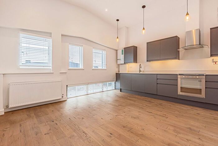 1 Bedroom Flat To Rent In Elm Grove, Wimbledon, London, SW19