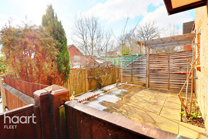1 Bedroom Maisonette To Rent In Mellersh Close, Fleet, GU52