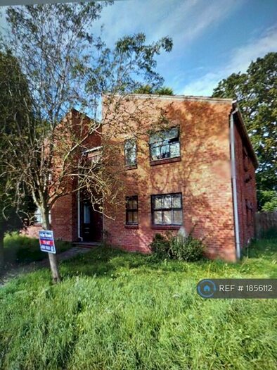 Studio To Rent In Old Bank Top, Birmingham, B31