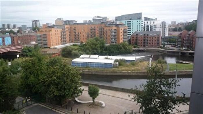 2 Bedroom Flat To Rent In Magellan House, Armouries Way, Leeds, LS10