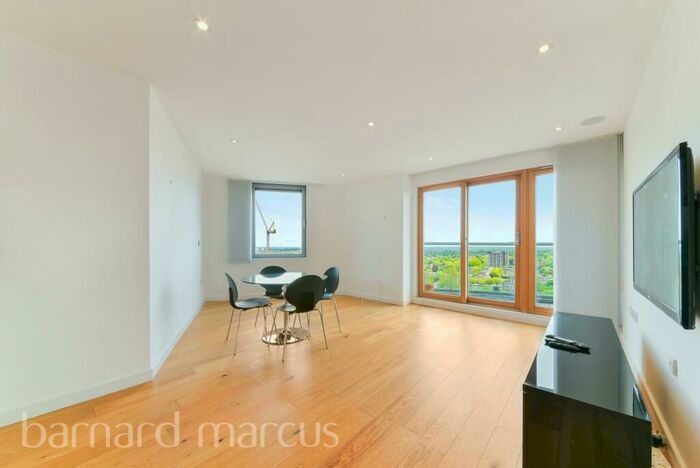 2 Bedroom Flat To Rent In Altyre Road, Croydon, CR0