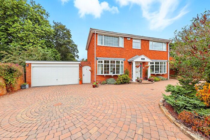 4 Bedroom Detached House For Sale In Rectory Garth, Hemsworth, WF9