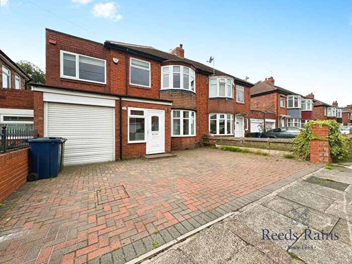 4 Bedroom Semi-Detached House For Sale In Mill Hill Road, Newcastle Upon Tyne, Tyne And Wear, NE5