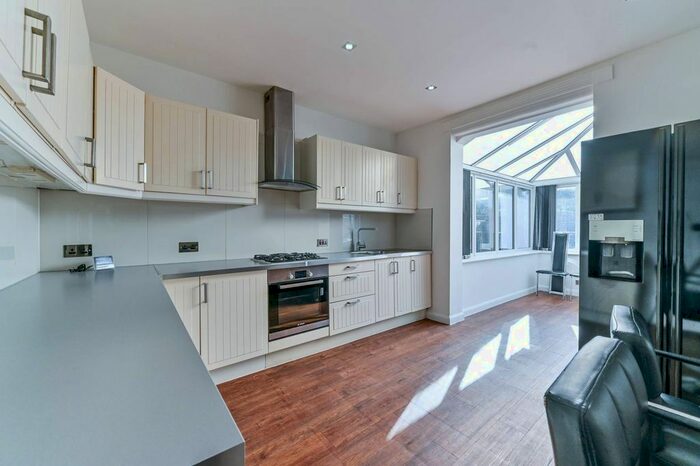 3 Bedroom Terraced House To Rent In ., Mitcham, CR4