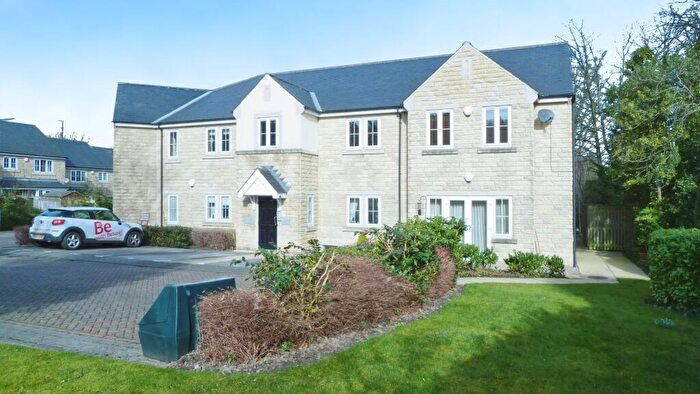 2 Bedroom Flat For Sale In The Hollies, Pool In Wharfedale, Otley, LS21