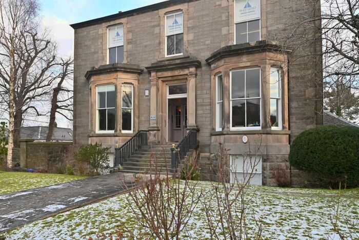 2 Bedroom Apartment To Rent In C Gladstone Place, Stirling, FK8