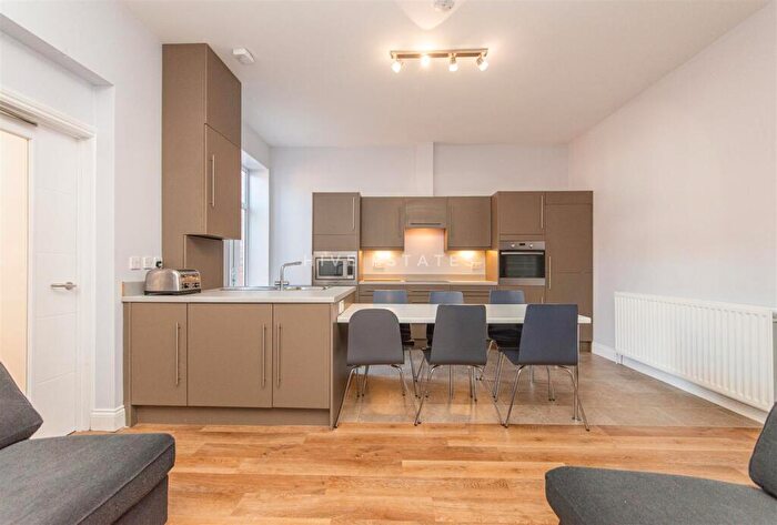 6 Bedroom Terraced House To Rent In Kelvin Grove, Sandyford, Newcastle Upon Tyne, NE2