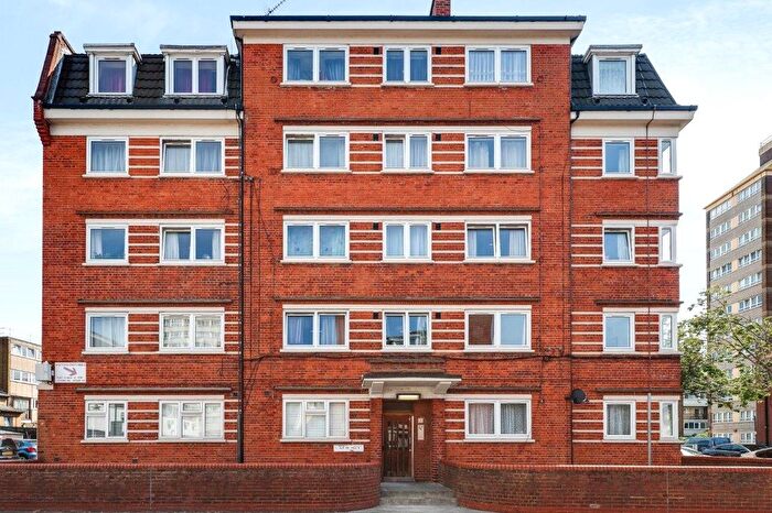 1 Bedroom Flat For Sale In Butler House, Bacton Street, London, E2