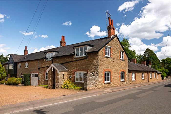 4 Bedroom Barn Conversion For Sale In High Street, Sharnbrook, Bedford, Bedfordshire, MK44