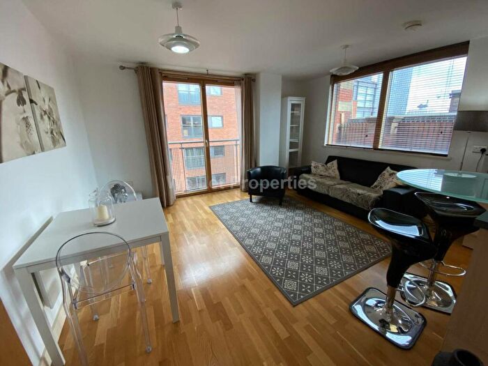 2 Bedroom Apartment To Rent In Bauhaus, Castlefield, M3