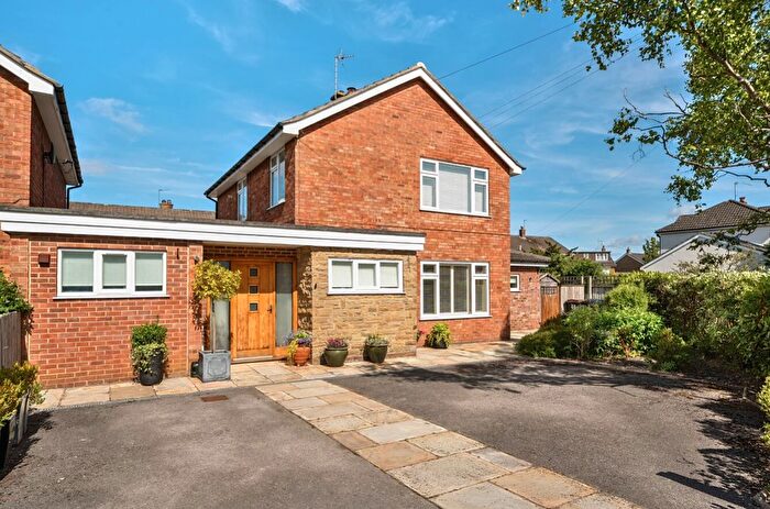 5 Bedroom Detached House For Sale In Beckwith Road, Harrogate, HG2