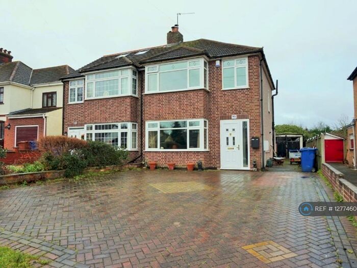 3 Bedroom Semi-Detached House To Rent In Purfleet Road, Aveley, South Ockendon, RM15