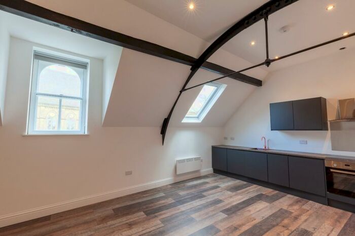 1 Bedroom Apartment To Rent In Derby Chambers, Bury, BL9