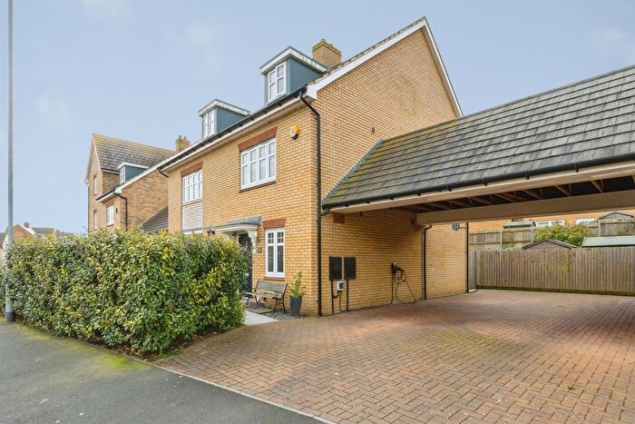 3 Bedroom Semi-Detached House For Sale In Harlequin Crescent, Wixams, Bedford, MK42