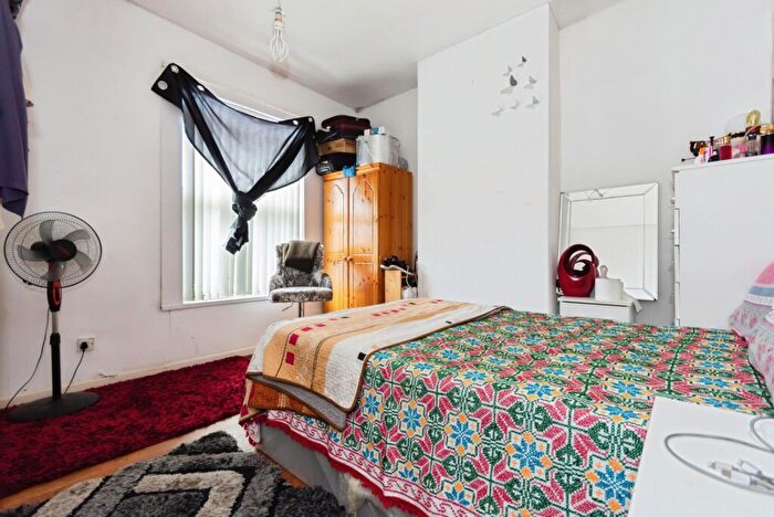 2 Bedroom Terraced House For Sale In Fallows Road, Birmingham, West Midlands, B11 - Photo 11