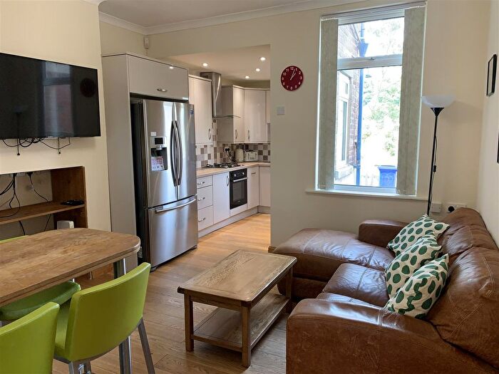 4 Bedroom Terraced House To Rent In Sydney Road, Sheffield, S6