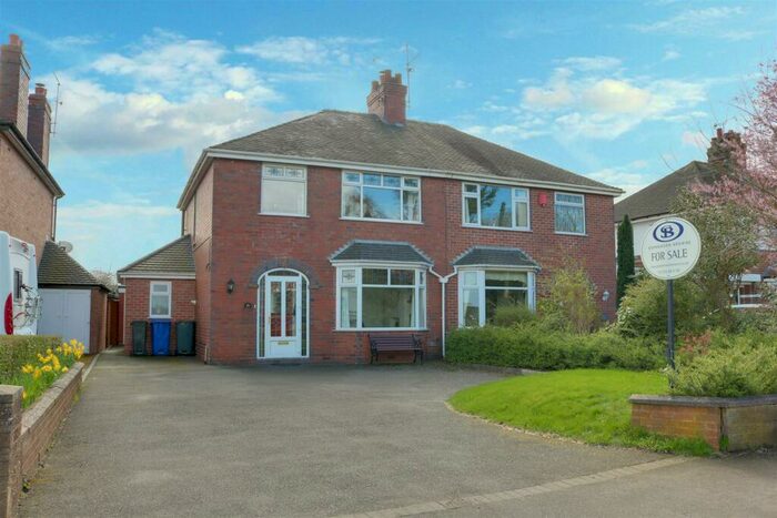 3 Bedroom Semi-Detached House For Sale In Nantwich Road, Audley, ST7