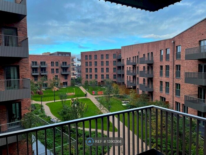 2 Bedroom Flat To Rent In Royal Engineers Way, London, NW7