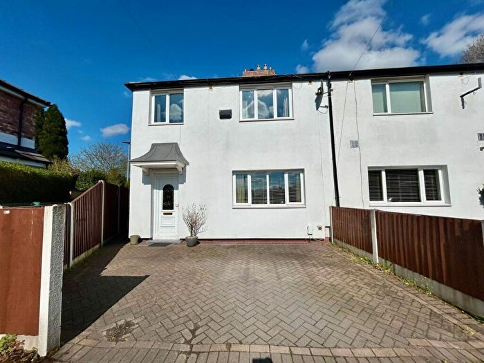 3 Bedroom Semi Detached House For Sale In Elmstead Avenue, Withington, M20