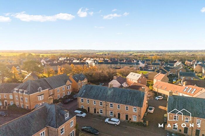 3 Bedroom Terraced House To Rent In Charlotte Avenue, SG5