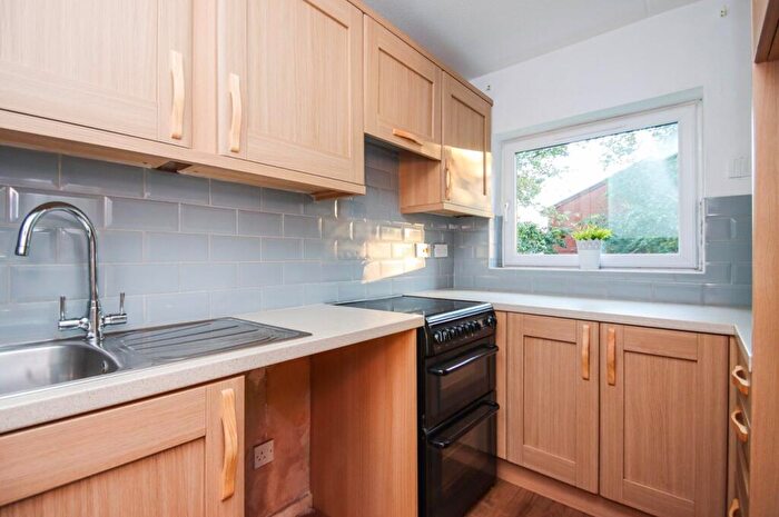 2 Bedroom Apartment To Rent In Manor Avenue, Urmston, Manchester, M41