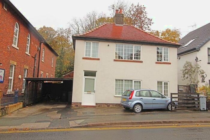 2 Bedroom Flat To Rent In Park Lane, Poynton, SK12