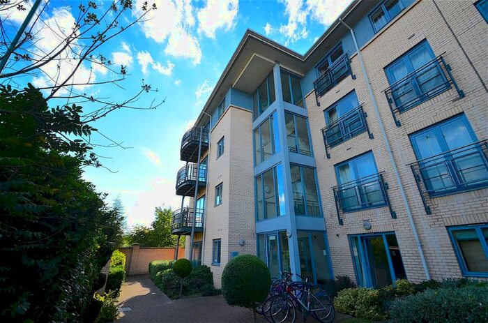 2 Bedroom Apartment To Rent In Marine House, Castle Quay Close, NG7