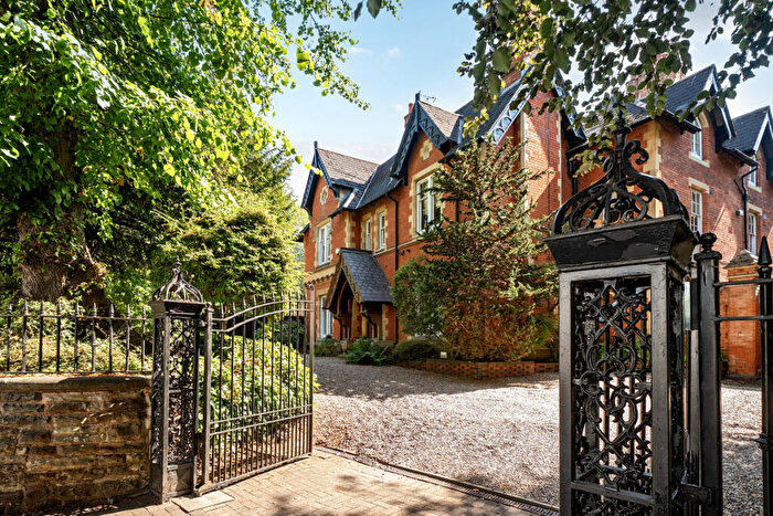 8 Bedroom Detached House For Sale In Carpenter Road, Birmingham, B15
